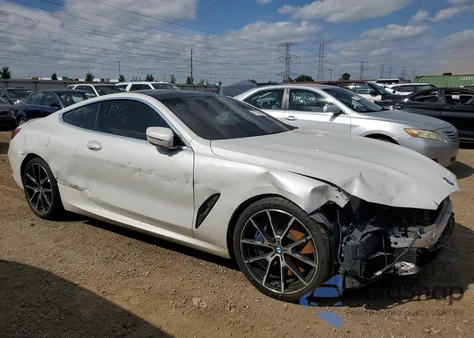 2019 BMW M850Xi из США, поврежденный, VIN WBABC4C57KBU96966